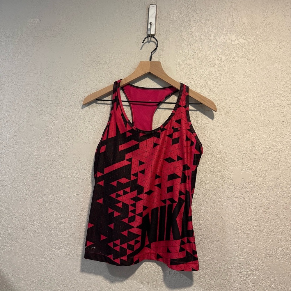 Nike Women’s Red Geometric Print Sports Tank Top - Size M
